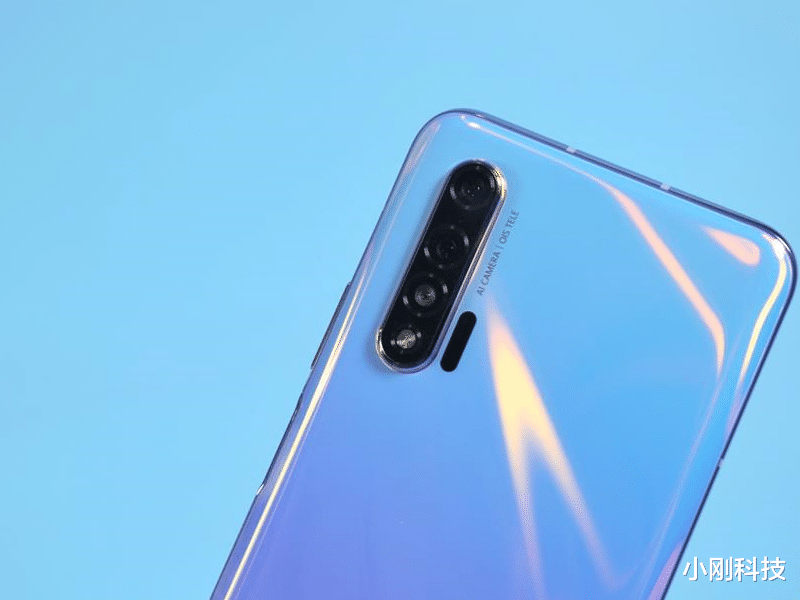 5g手机■最不保值”的5G手机来袭，半年直降1620元，还有麒麟990+双模5G！