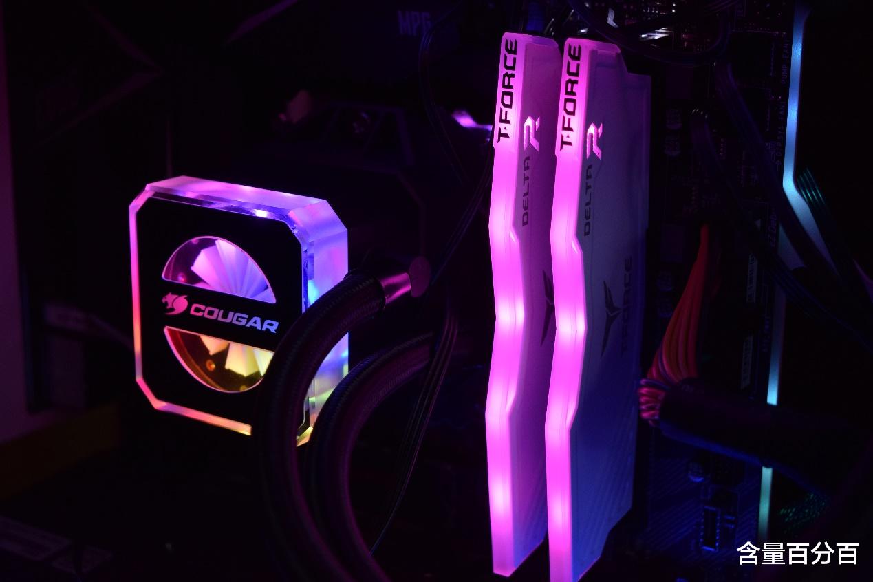 iPhone 8|钢铁直男粉，个人首款异型机箱骨伽小开拓者S装机点评