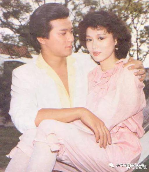 黄日华：黄日华太太病逝，治疗散尽家财？买59元裤子？该为模范夫妻辟谣了