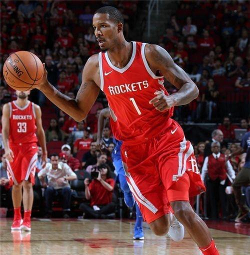 NBA历史5大极品3D球员：火箭2人上榜，一人生涯场均近20分