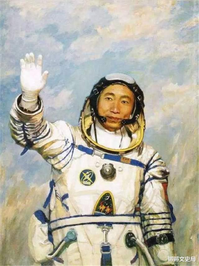杨利伟|神舟五号飞升时，杨利伟随身携带一把枪，不是为了在太空防身