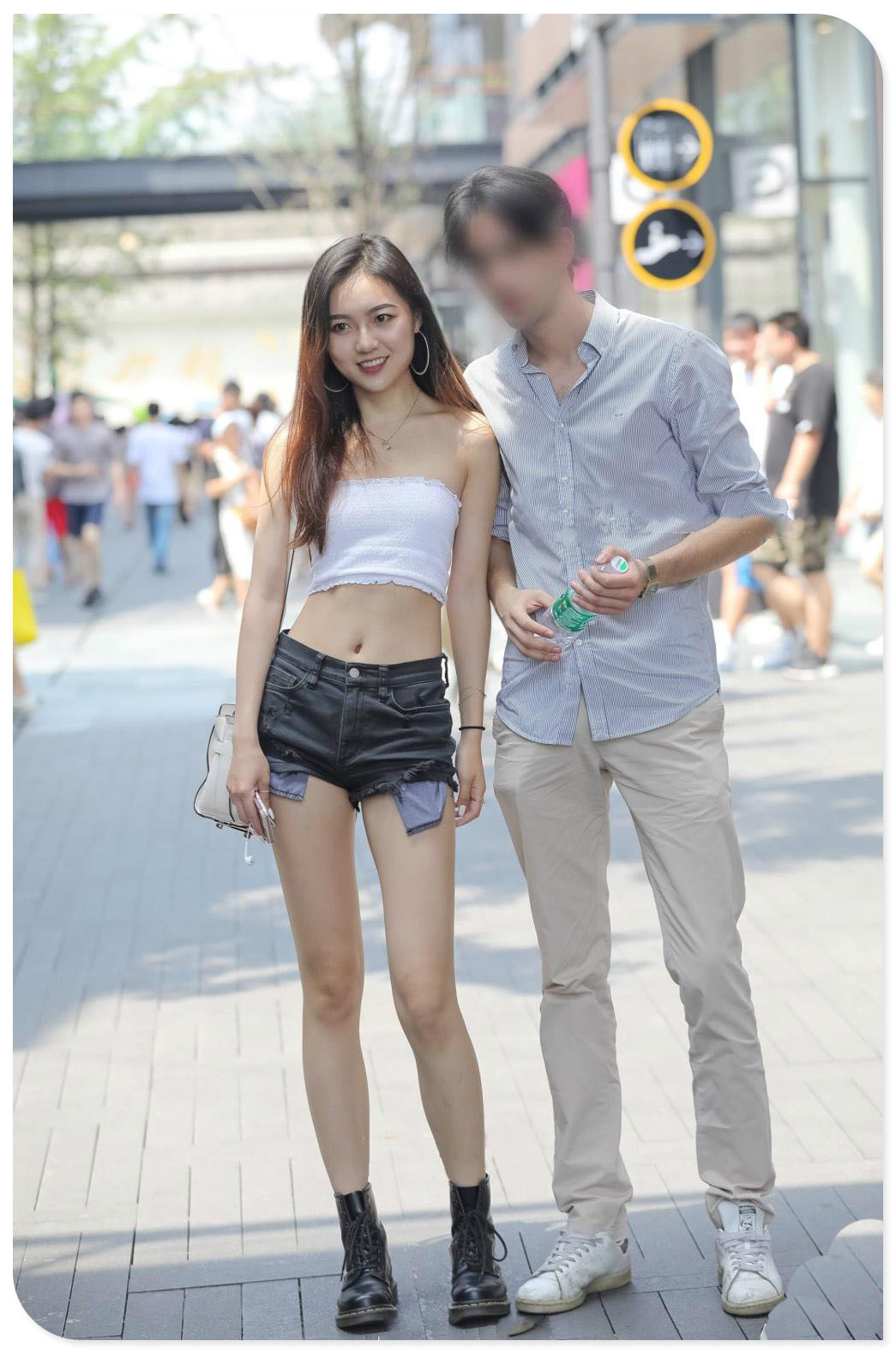 「短裤」三年没换洗过的短裤，白色脏成了黑色，还好意思穿出门？