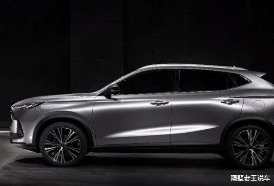 「长安汽车」轿跑SUV又迎“悍将”!长安新车比卡宴还美,配蓝鲸1.5T,或仅6万内