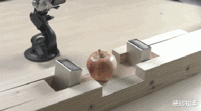 荣耀手环|“该死的微信新功能，害得我没了工作...”