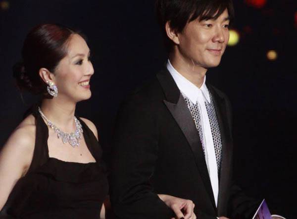 [任贤齐]任贤齐藏了18年的老婆，竟是大家熟悉的她，网友：真是可惜了男神