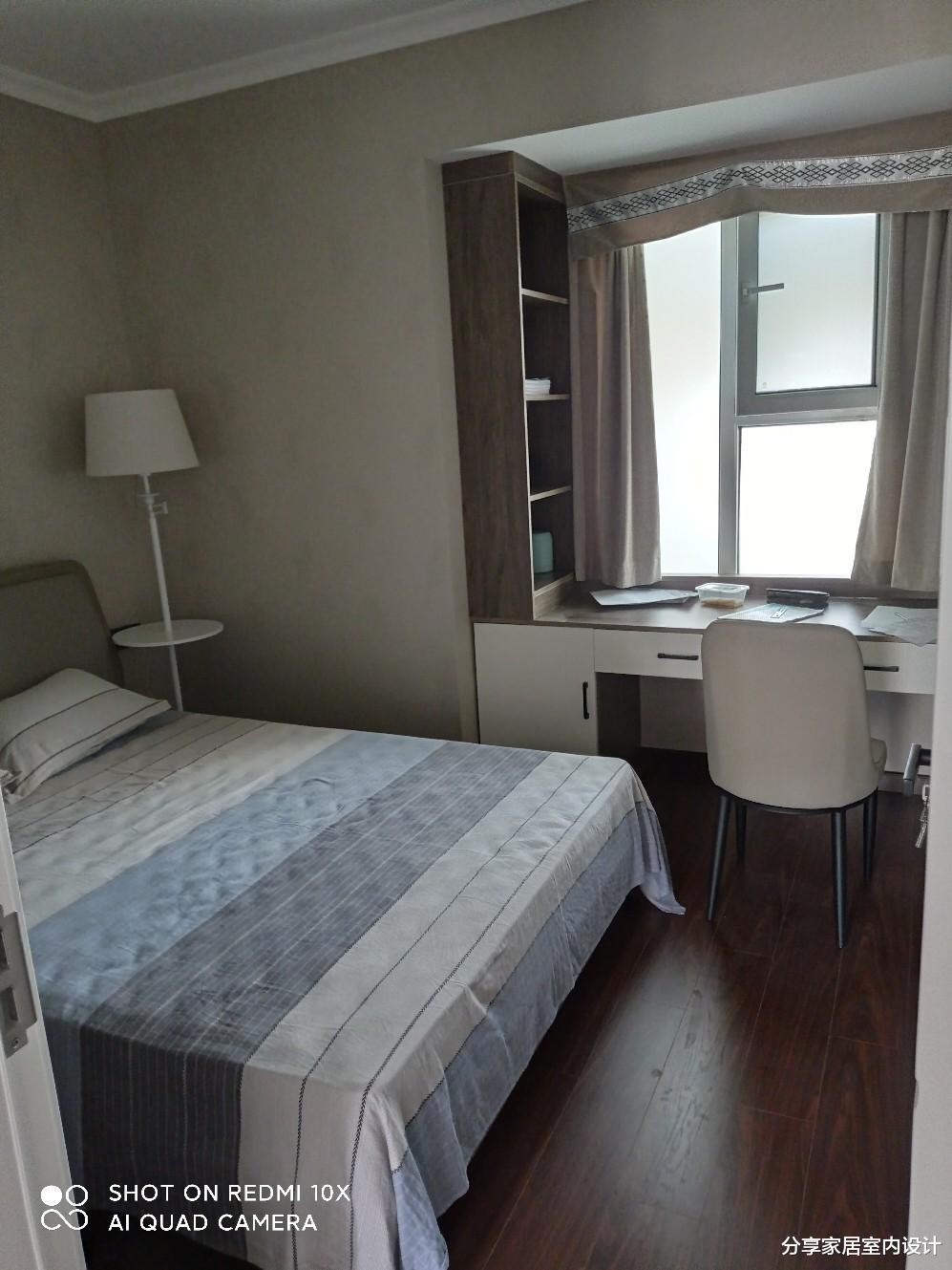 |第一次装修新房，全屋几乎铺木地板，把飘窗改柜子很实用，很满意