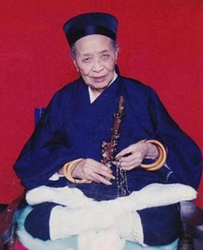 |清末女道士,活到2003年,晚年曾现“返老还童”临终前留下3个字