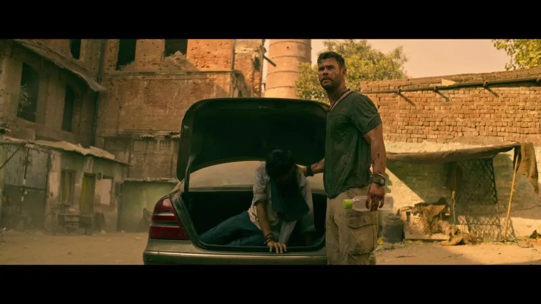 【泰勒】无法上映的高口碑R级片来袭，爽到爆炸！