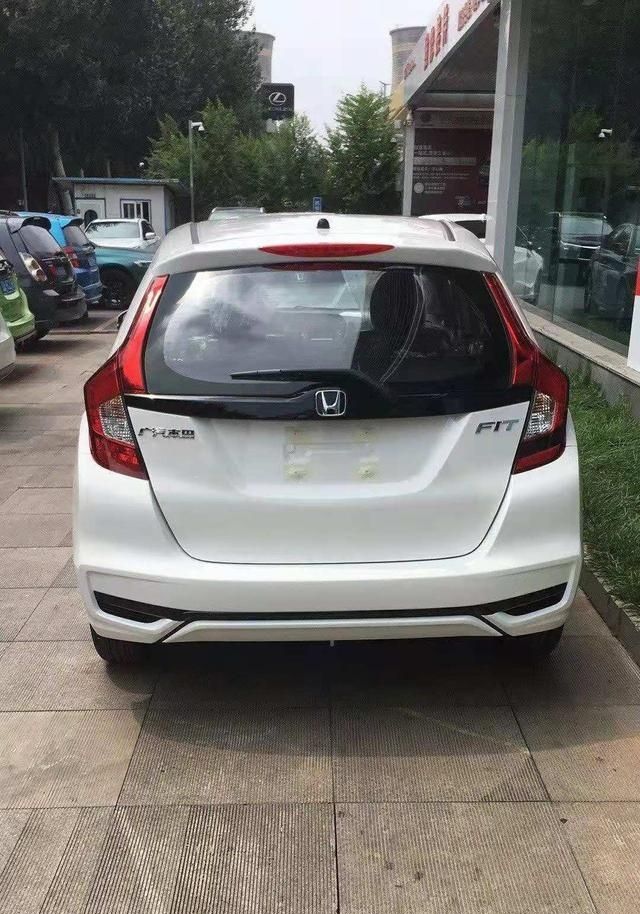 本田飞度|飞度质量到底有多好?网友:油耗2毛多