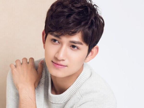 「花千骨」《花千骨》5年后，男一结婚生子，男二糊了，男N号的他红到发紫