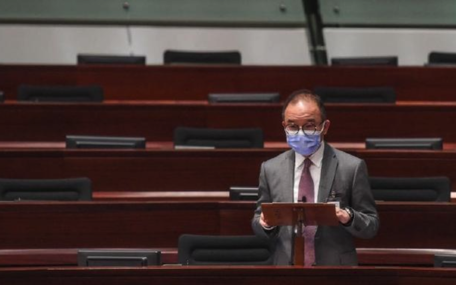 #反对派#不可理喻!反对派议员在香港立法会上乱丢臭虫,自付六位数清洁费!