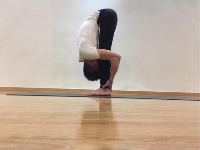 ▲如何减掉腹部脂肪？每天半小时练6个动作，轻松减掉多余的脂肪