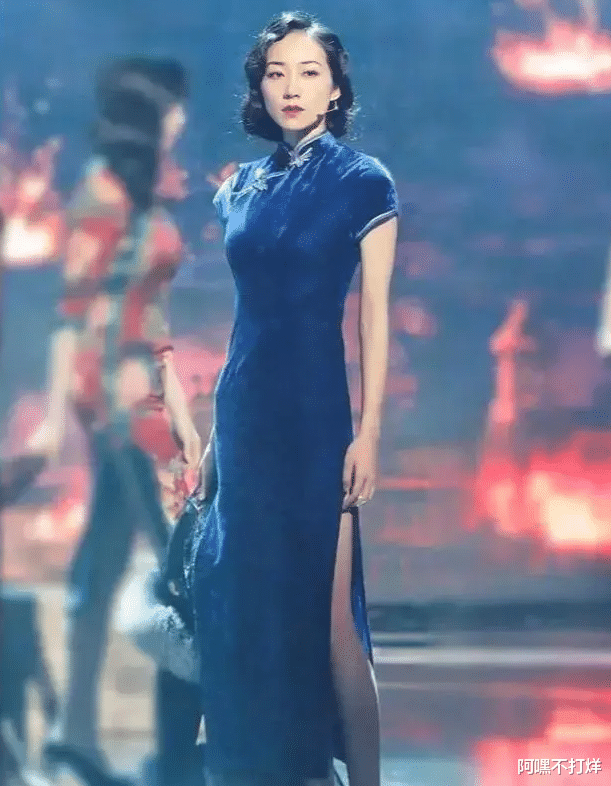 赵丽颖|穿旗袍的十位女星，刘亦菲赵丽颖上榜，最美的她无人超越却已离世