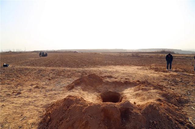 「文物」陕西：涉案赃款630万被盗文物402件 特大盗掘古墓葬案告破