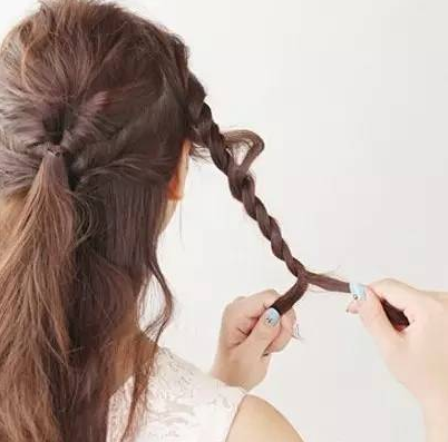 #脱发#男性出现脱发现象的原因是那些？