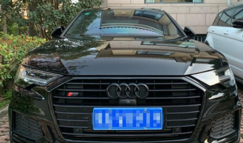 【奥迪A6L】奥迪很明智！40多万的A6L先跌至30多万，比宝马便宜近7万火了
