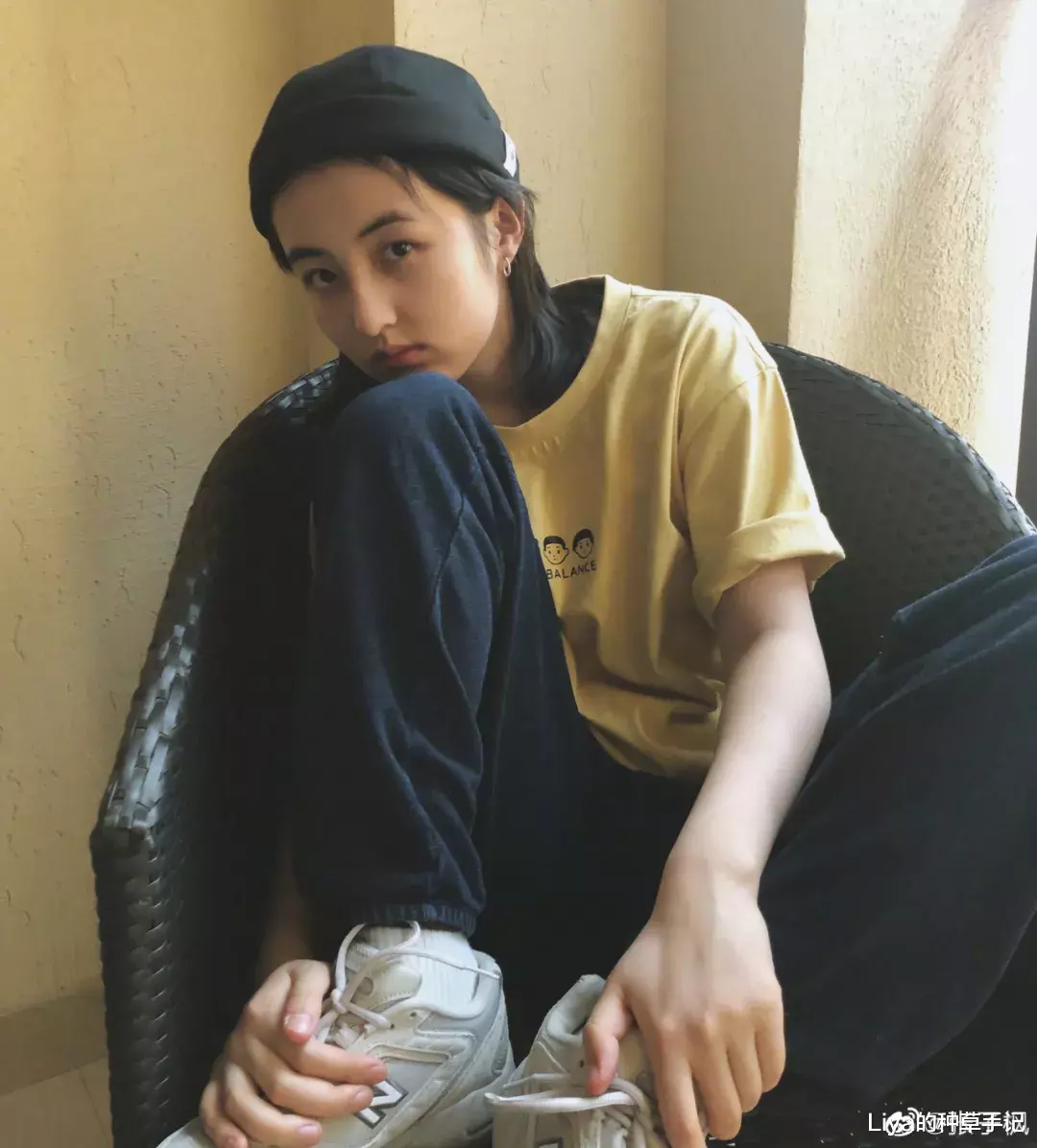 发型|秋冬女生巨显老的发型，千万别再留了！