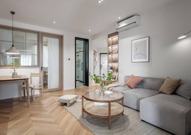 |看过这套房才知道，家不必非要豪装，简约清新之美，更能温暖人心