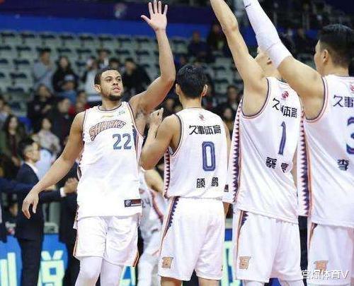 [上海男篮]CBA超级大逆转！浙江广厦险胜上海男篮 胡金秋38+11闪耀全场