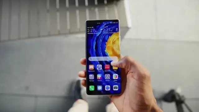 麒麟990|比肩P40P价格却是一半？50倍变焦+麒麟990，一款被严重低估的王牌