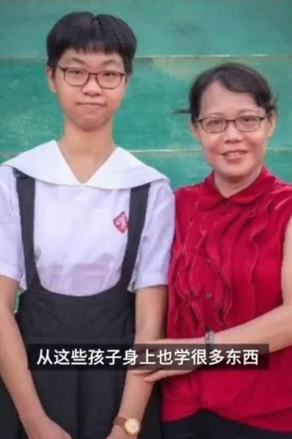 湛江|湛江学霸王柠允中考927分，10科6门满分，一高中70万留下她