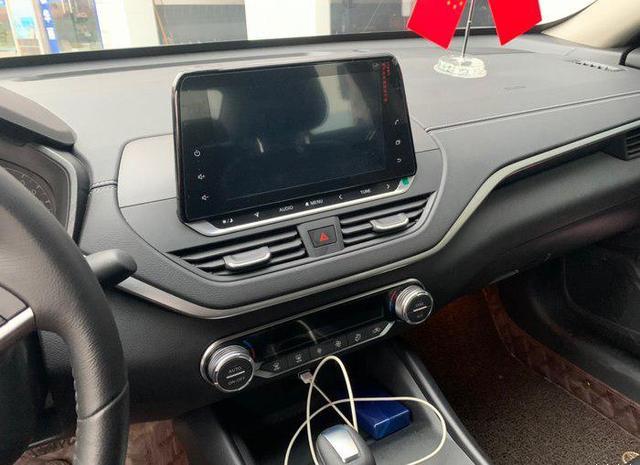 日产天籁|先开本田雅阁，19万又买日产天籁，车主：伯仲之间