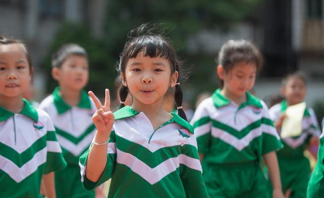 【北京市】北京教委 “再发”通知，全年不开学？学生炸锅了，家长欲哭无泪