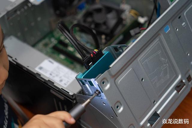 苹果地图|换内存加固态，老电脑也能快到起飞，附纯国产内存条雷赤测评