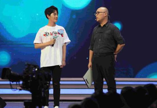 孟非|非诚勿扰：“外卖”小哥刚上台，24位女嘉宾集体灭灯说：你走吧