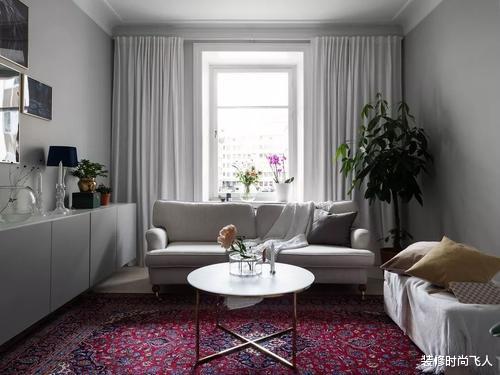 |家里沙发记得不要这样摆放了，暗喻断财招霉运，有钱人也会住穷