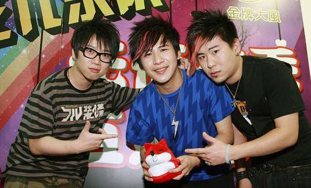 詹雯婷|大张伟和詹雯婷被乐队除名！在成年人的世界中，果然没有好聚好散