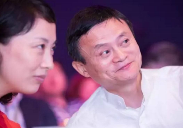 阿里巴巴|当年阿里巴巴给前台小姐0.2%股份，如今值多少？说出来你可能不信