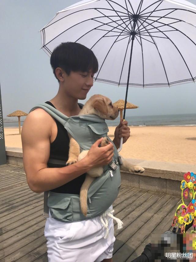 张起灵|成毅为了张起灵减肥还健身，虽然当时没有火，如今感觉也是很经典