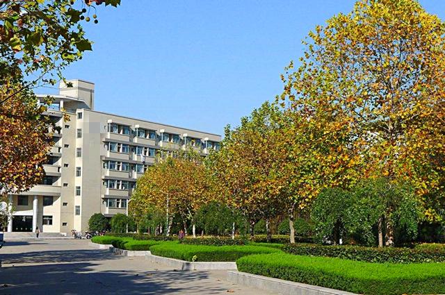 教师|盐城一家长写公开信致校长,质疑高一来了很多新老师