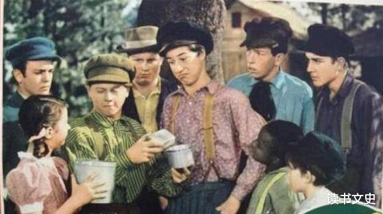 『』新编语文教材中《黄继光》《刘胡兰》等爱国文章被删除，引发争议