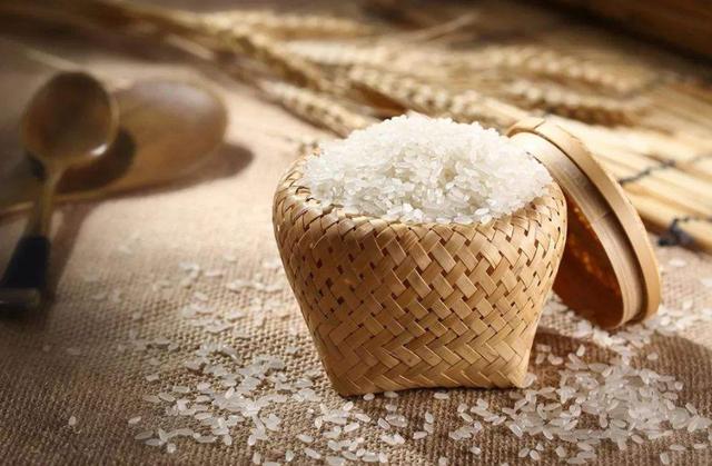 米饭|韩国人吃米饭，印度人吃米饭，中国人吃米饭，网友：差别真是大