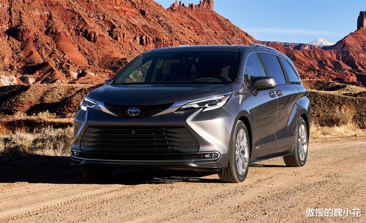 『丰田』2021款丰田“塞纳”曝光，新车融合了线条元素，内饰科技感炸裂！