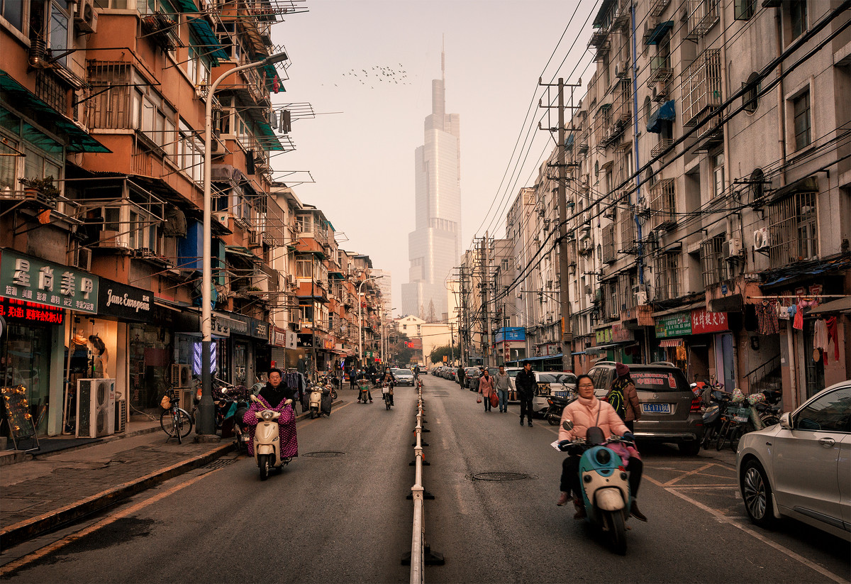 中国距离最近两座省会，相距150公里，房价却相差2倍