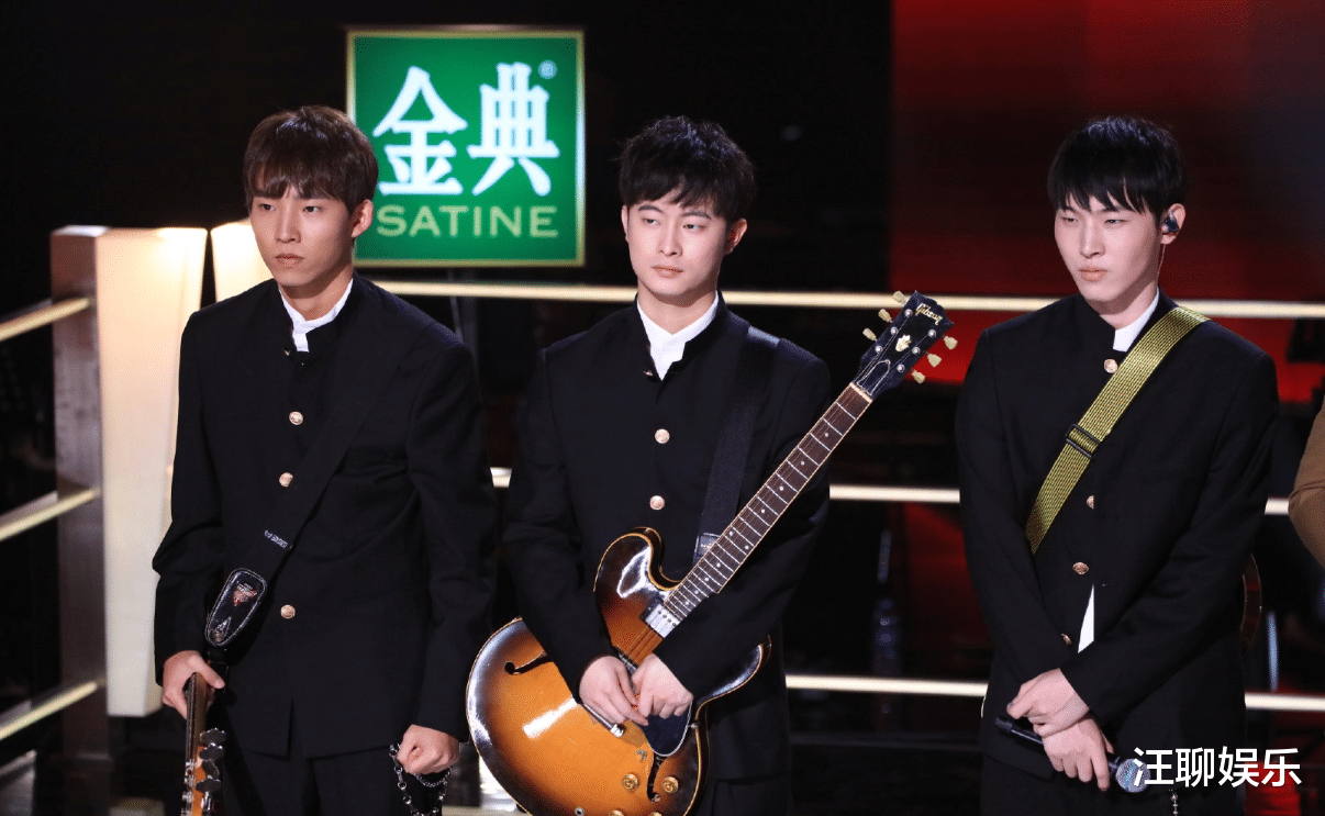 谢霆锋|《中国好声音》九强出炉，李宇春队仅剩独苗，谢霆锋手握三张王牌