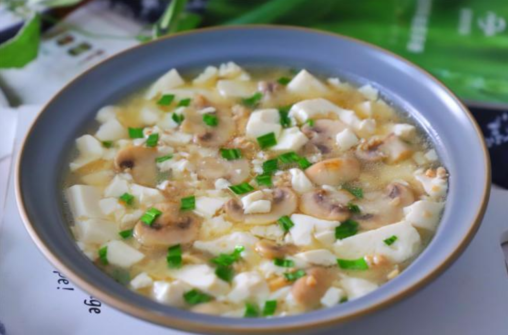 「豆腐」豆腐和此物一起煮,天热了要多喝它,补钙质,孩子个头长得快