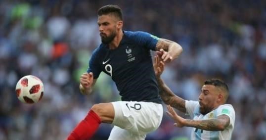 「吉鲁」当年的欧战金靴,现在几乎进不球!世界杯冠军队还需要他?