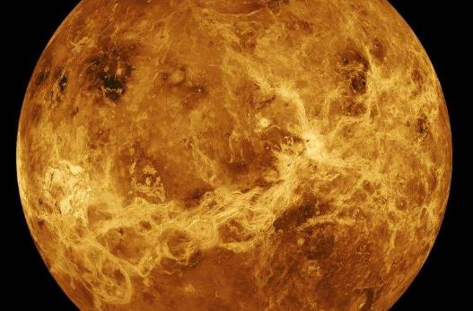 『科学家』科学家在金星上发现会移动的物体,怀疑是金星上存在生命体