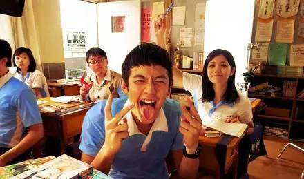 『高考』准高二学生：高二才是决定你上什么大学的关键一年，必须早做准备