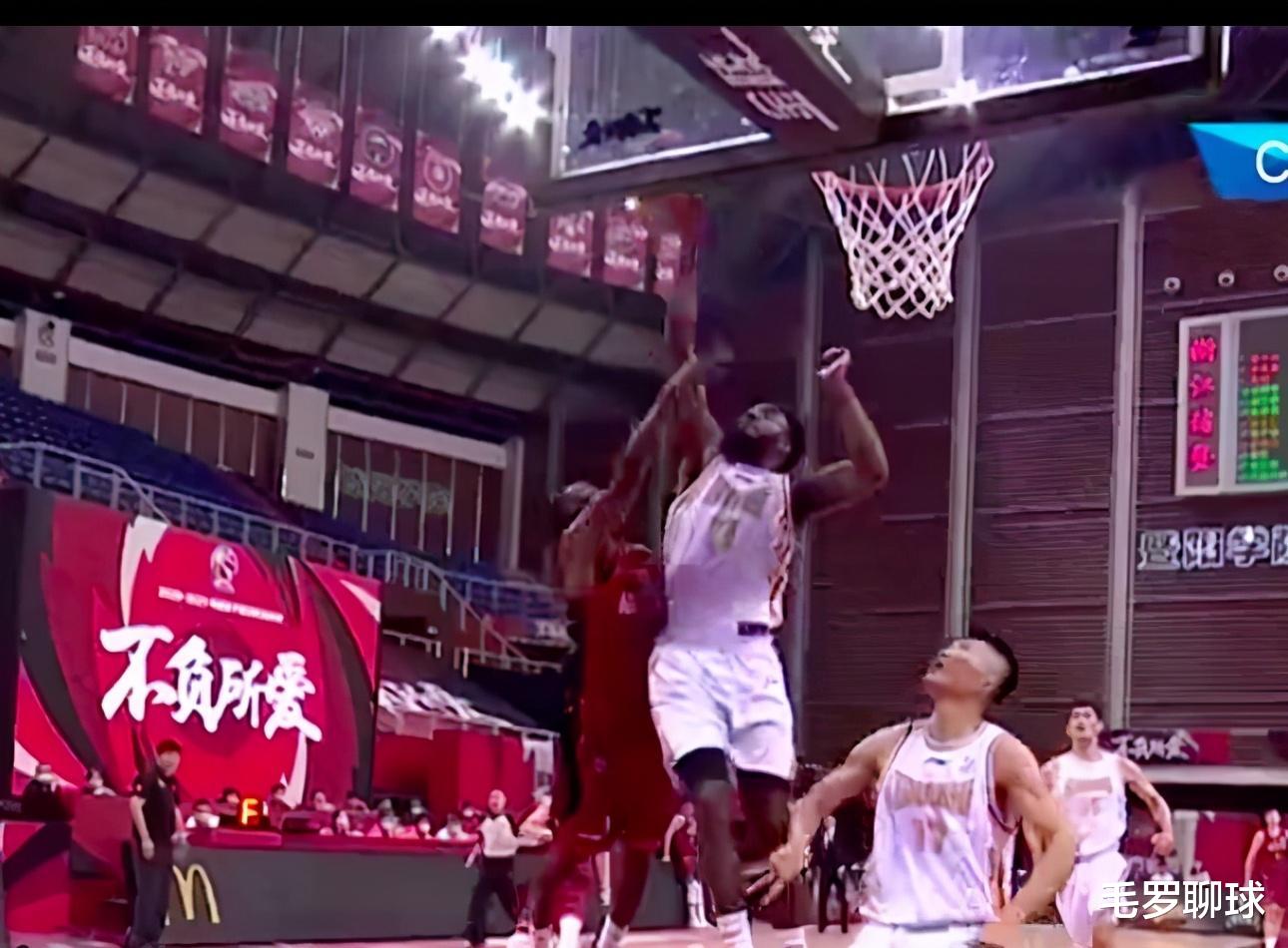 北京男篮|央视见证北京耻辱4连败！外援51+12+18暴击，裁判尽力帮忙仍惨败