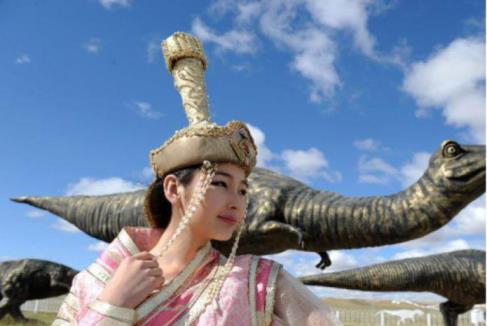 内蒙古|中蒙边境，看看与内蒙古只有一字之差的蒙古，差距不是一般的大