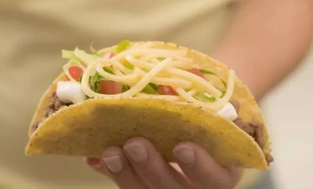 煎饼@网评“世上最好吃的10种小吃”，榜首是中国小吃，你也一定吃过！