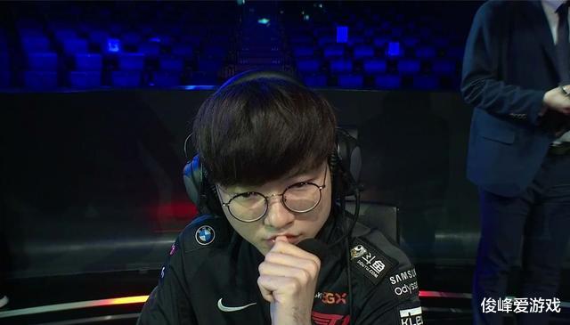 fpx战队@FPX季中杯被T1领先1W经济，Faker虐泉Doinb，热度突破千万