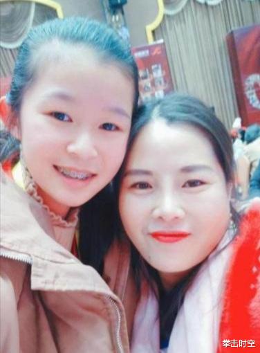 浙江省|日作诗2000首女孩卖课遭警告！著名作家：小心我写稿子曝光你