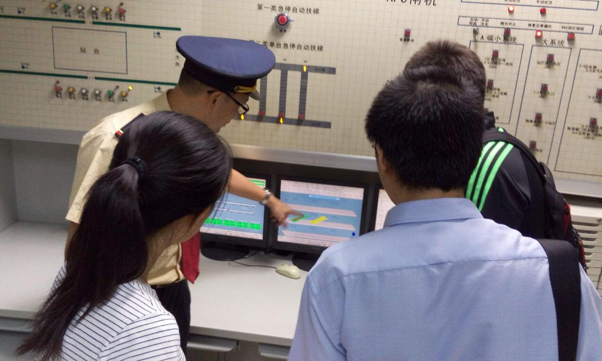 「填报志愿」近几年“就业率”更高的8大专业，毕业就能上岗，收入还很高