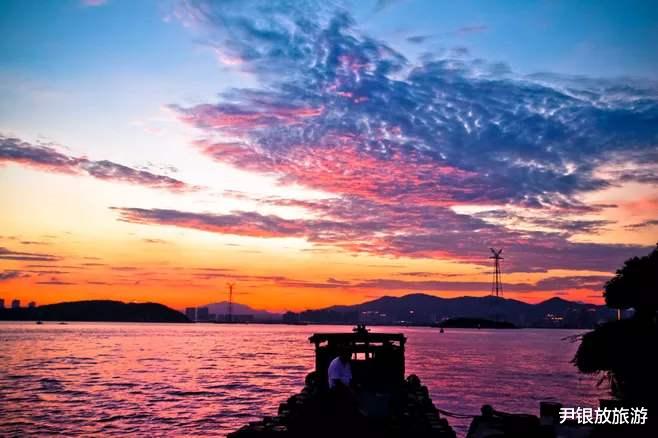 「新疆维吾尔自治区」5月适合去哪里旅行？这10个地方非去不可！